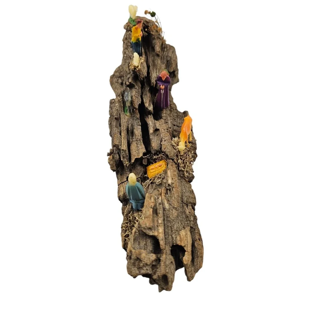 Vintage Nativity Scene Display on Natural‎ Bark Wood Log with Figurines Decor